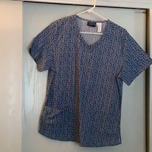 Sanibel women’s scrub top